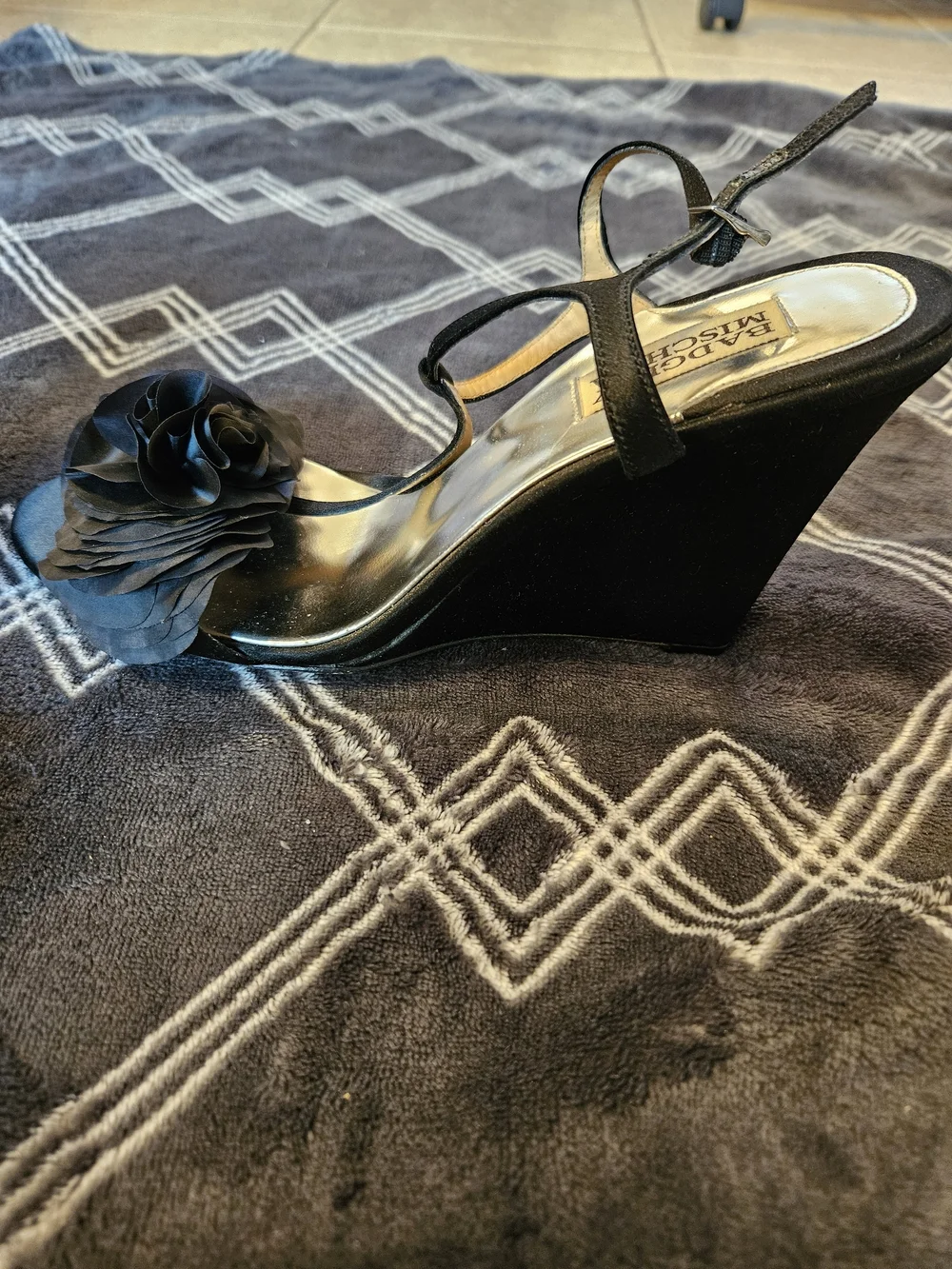 Badgley Mischka Black Floral T-Strap Evening Sandals